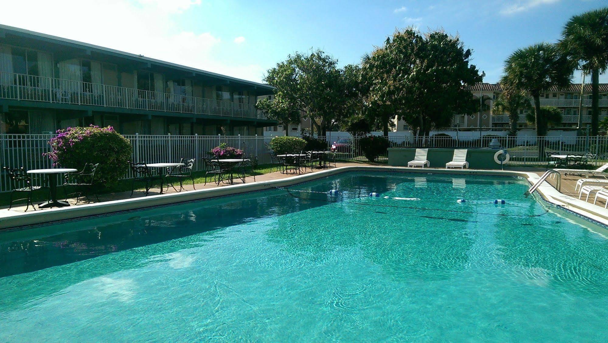 Boca Inn Boca Raton Extérieur photo